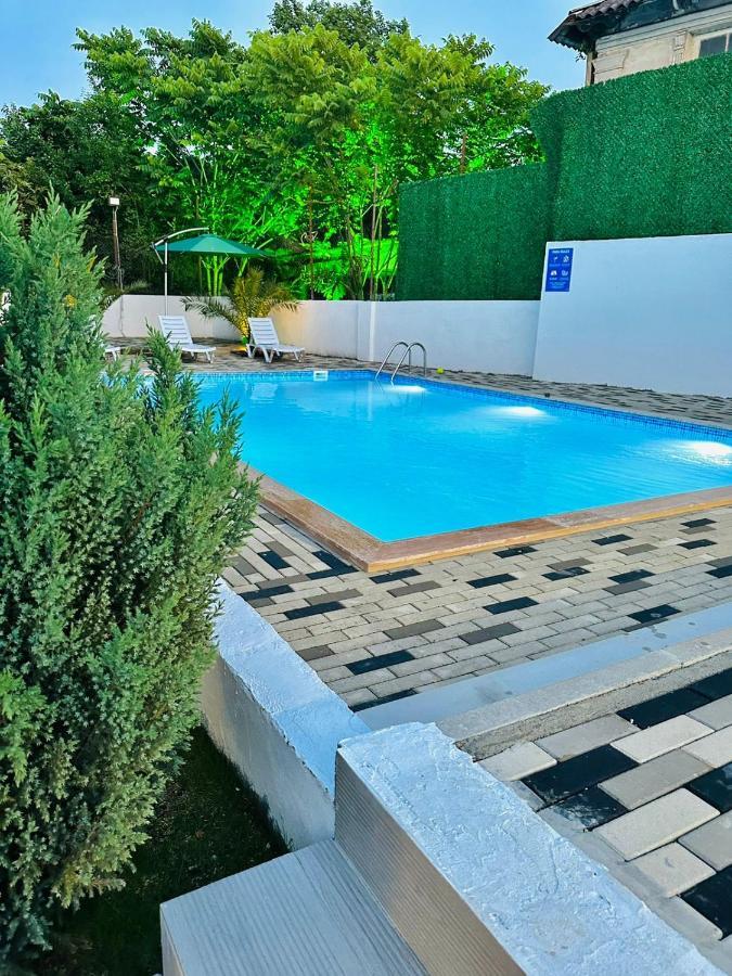 Villa Gardens Кобулети Экстерьер фото