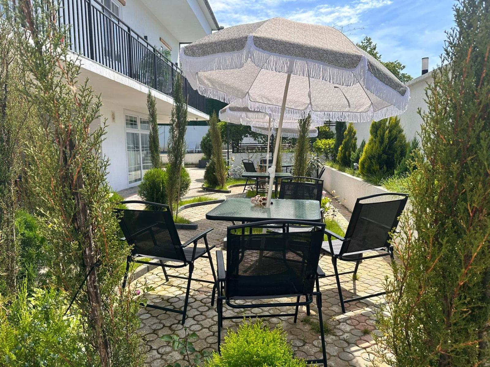 Villa Gardens Кобулети Экстерьер фото